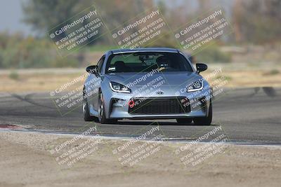 media/Sep-20-2025-Extreme Speed (Sat) [[1fcc23683c]]/Blue (Low Intermediate)/Session 1 (Sunset)/